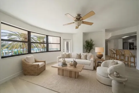670 Island Way Clearwater Beach FL 33767