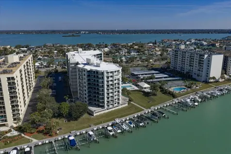 670 Island Way Clearwater Beach FL 33767