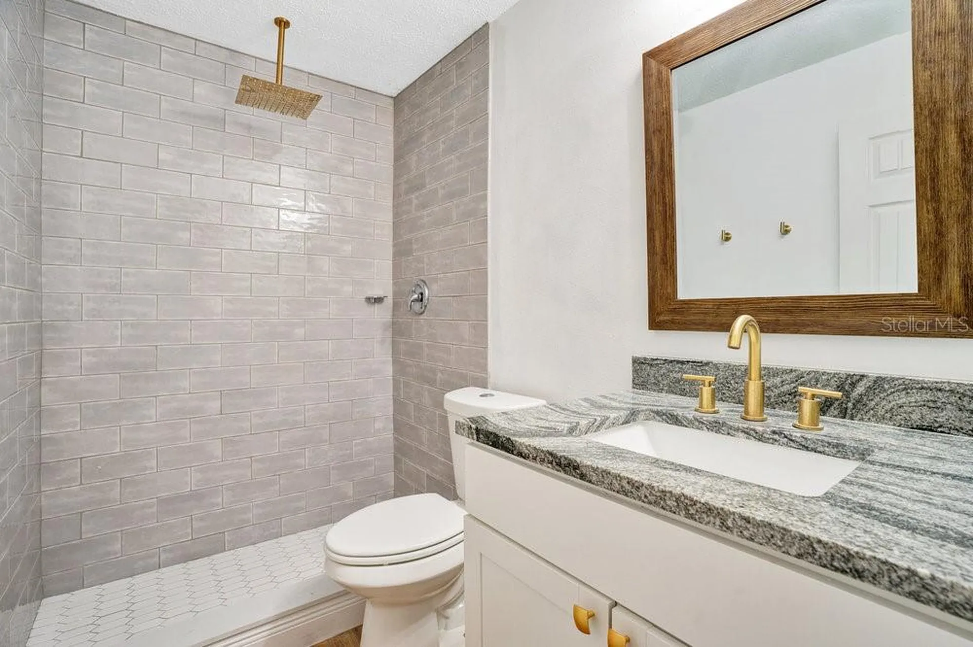 153 Sandalwood Drive Kissimmee FL 34743