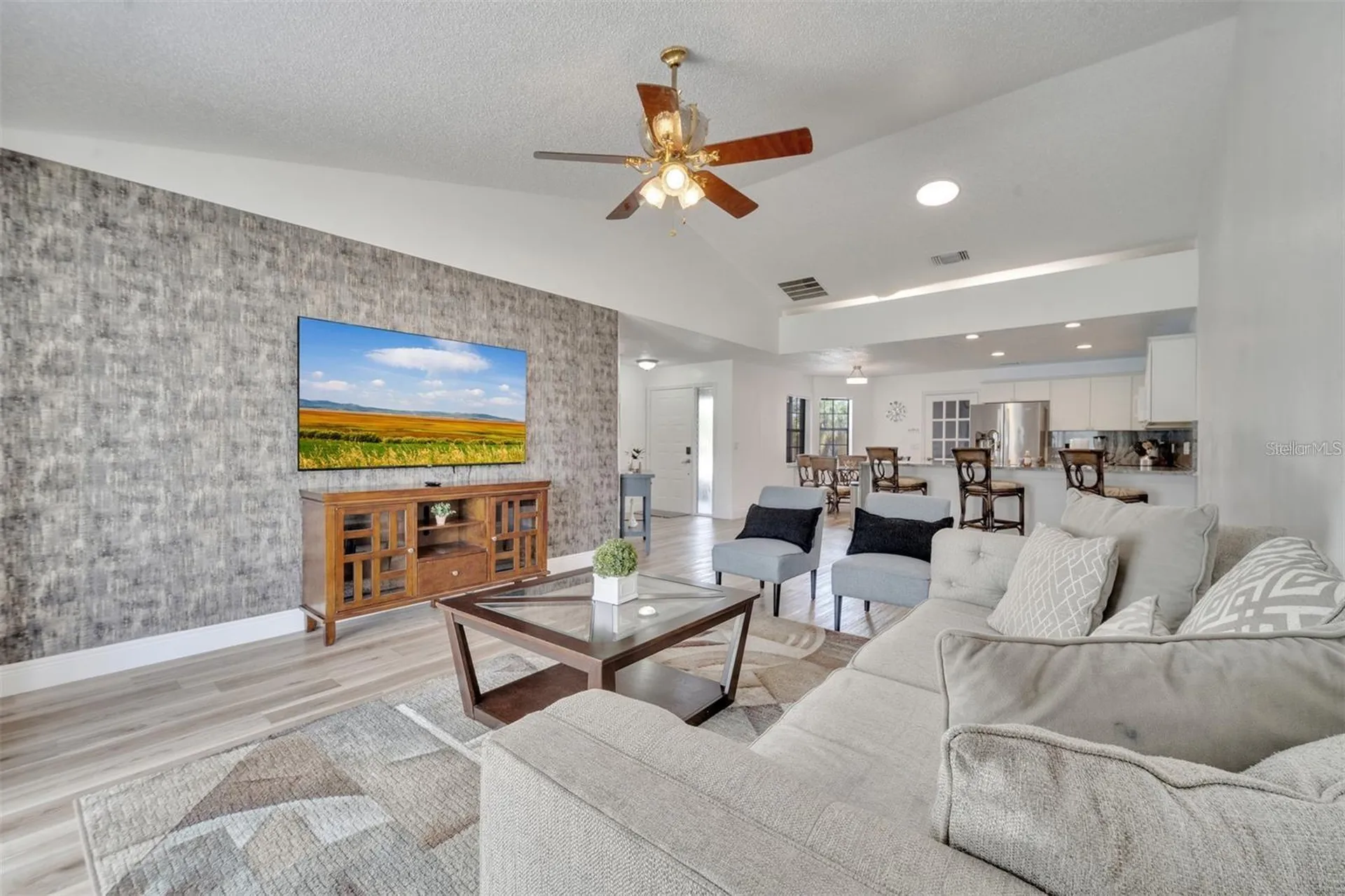153 Sandalwood Drive Kissimmee FL 34743