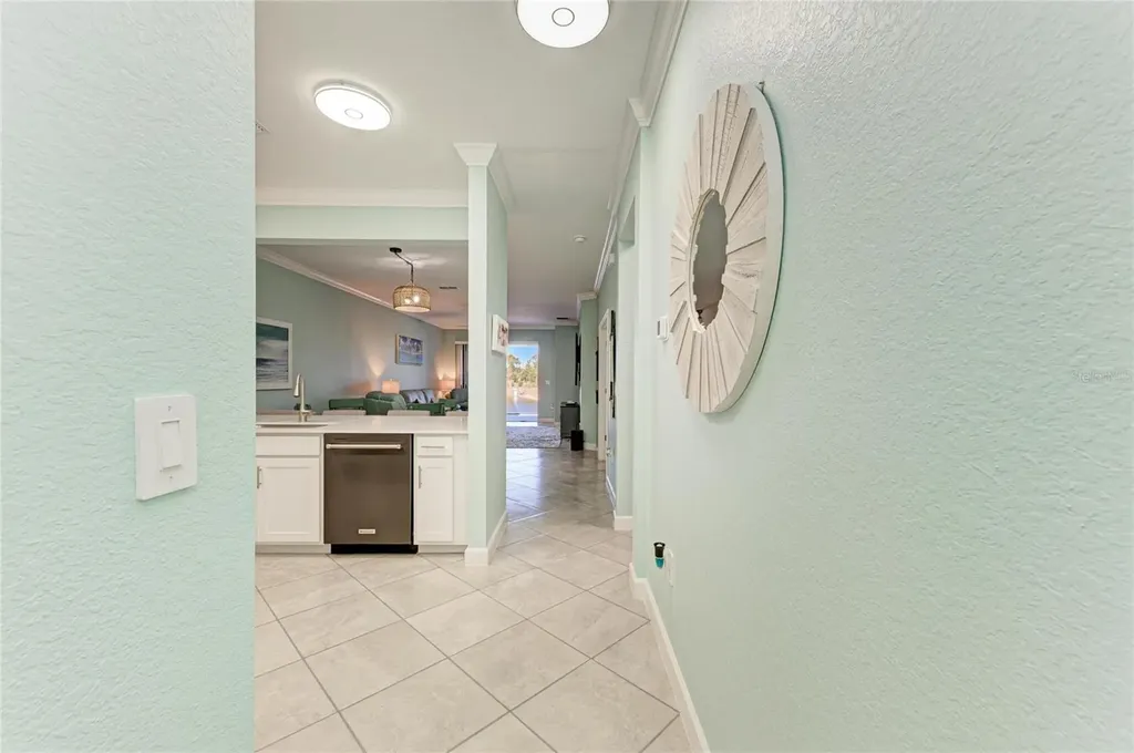 8613 Seasalt Loop Englewood FL 34224