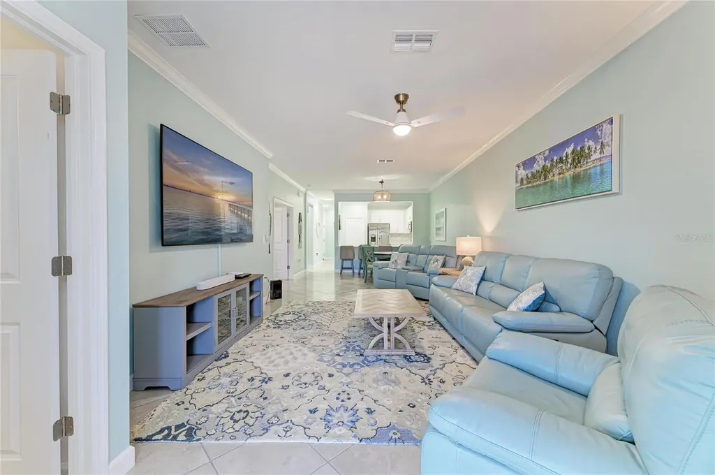 8613 Seasalt Loop Englewood FL 34224