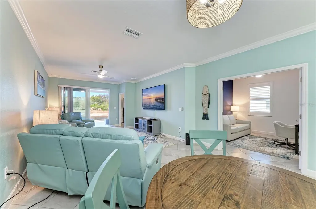 8613 Seasalt Loop Englewood FL 34224