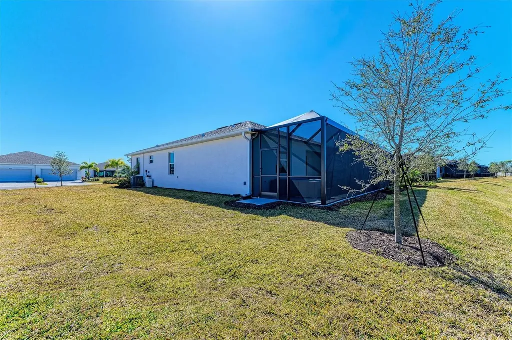 8613 Seasalt Loop Englewood FL 34224