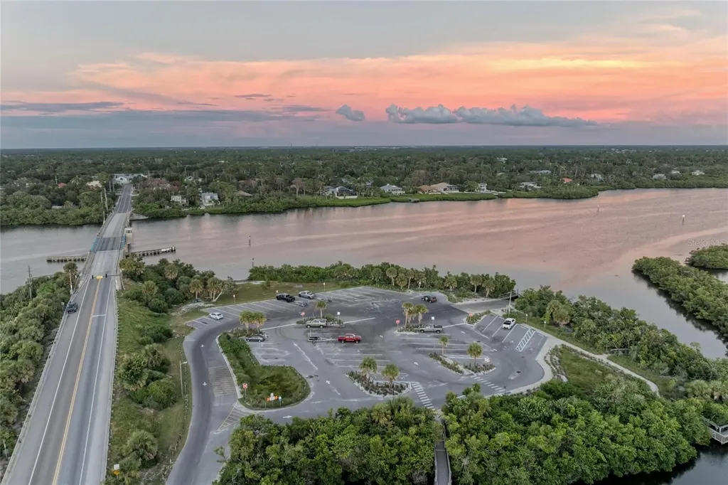 8613 Seasalt Loop Englewood FL 34224