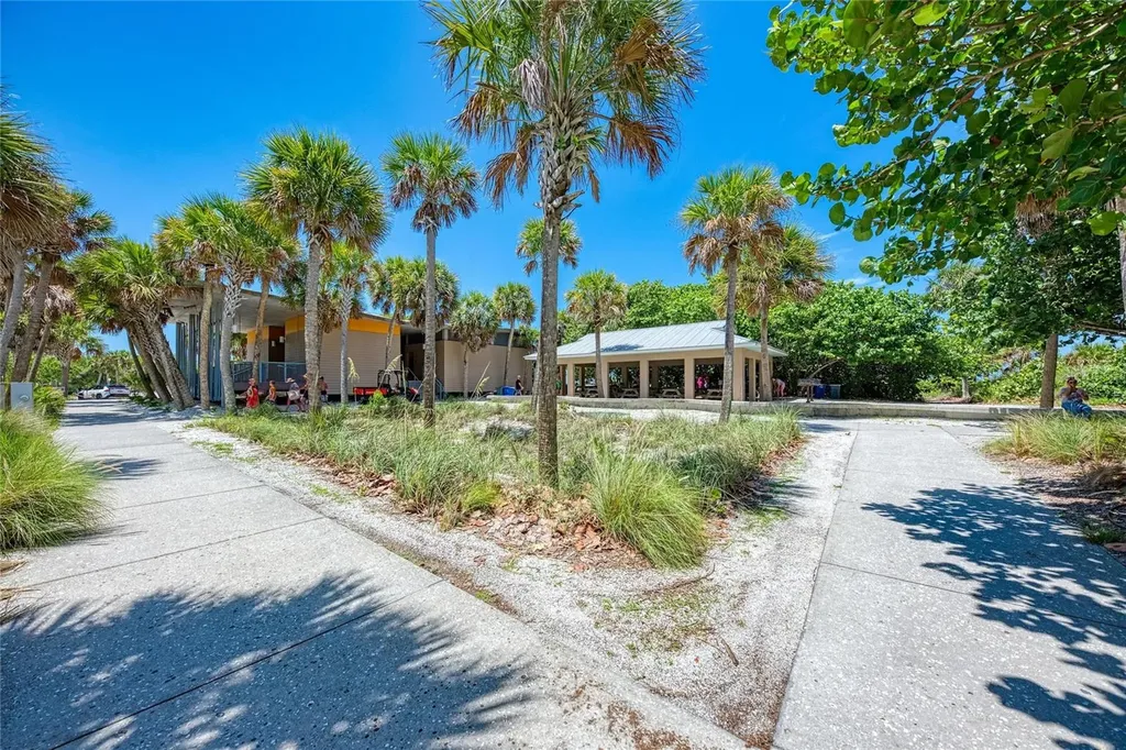 8613 Seasalt Loop Englewood FL 34224