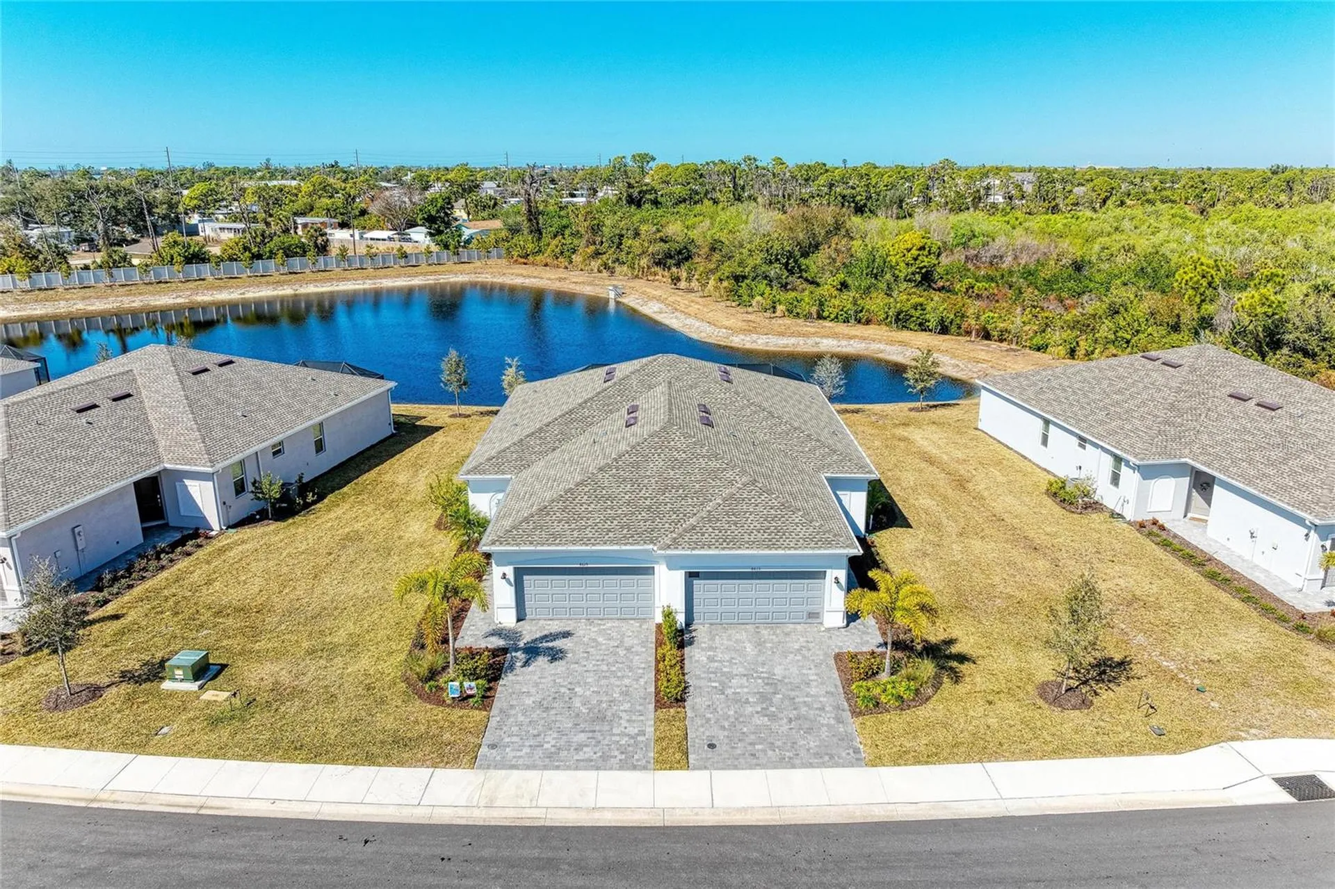 8613 Seasalt Loop Englewood FL 34224