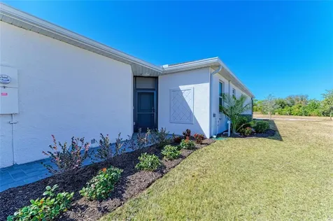 8613 Seasalt Loop Englewood FL 34224