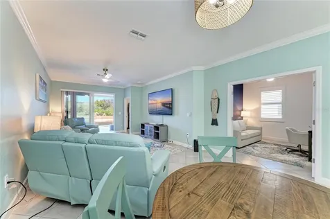 8613 Seasalt Loop Englewood FL 34224