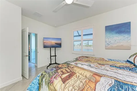 8613 Seasalt Loop Englewood FL 34224