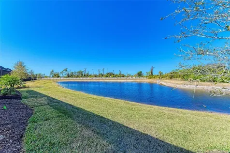 8613 Seasalt Loop Englewood FL 34224