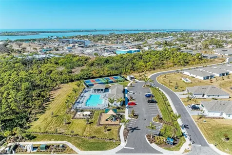 8613 Seasalt Loop Englewood FL 34224