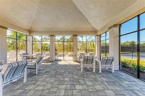 8613 Seasalt Loop Englewood FL 34224
