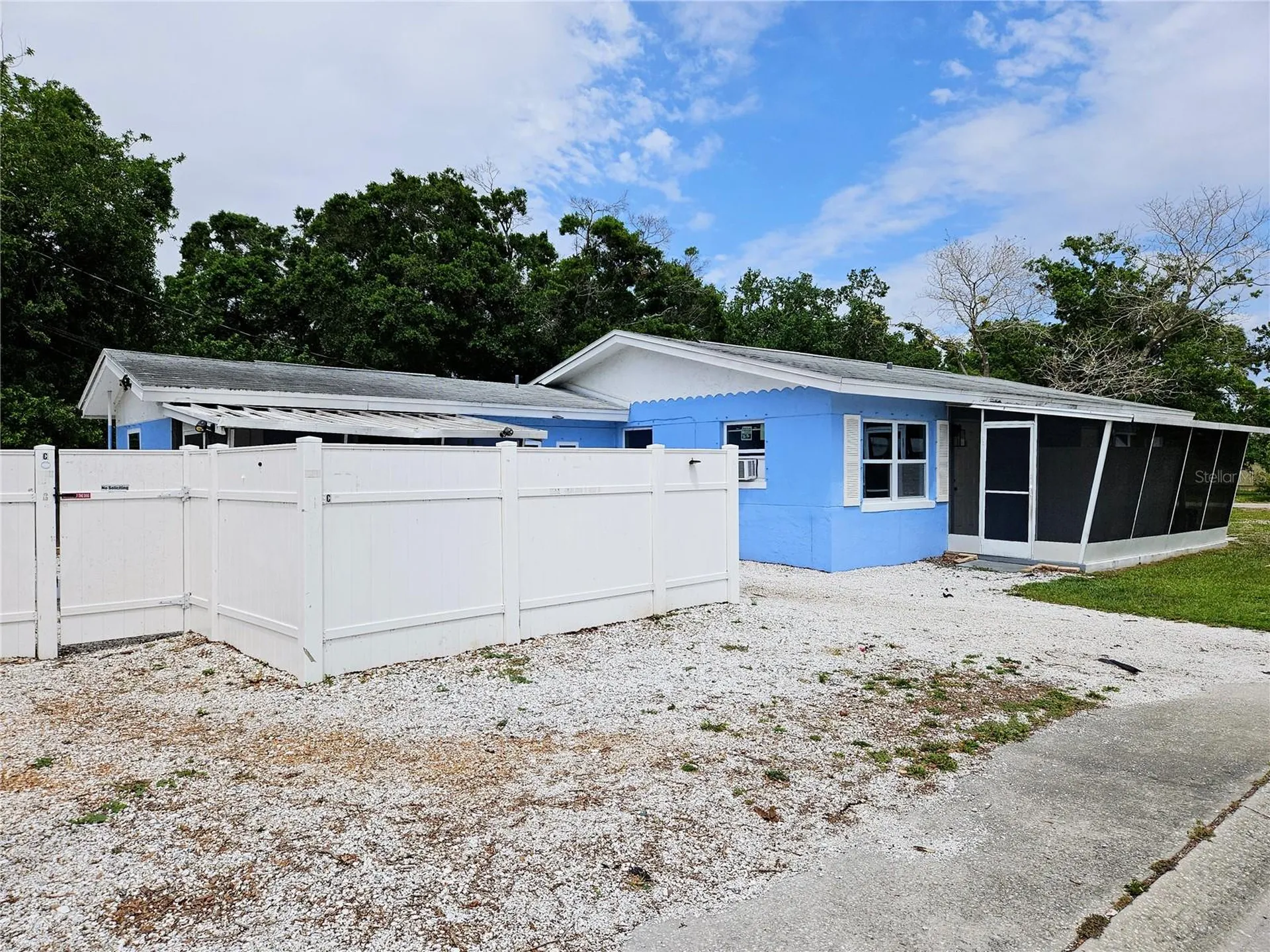 6801 48th Avenue N St Petersburg FL 33709