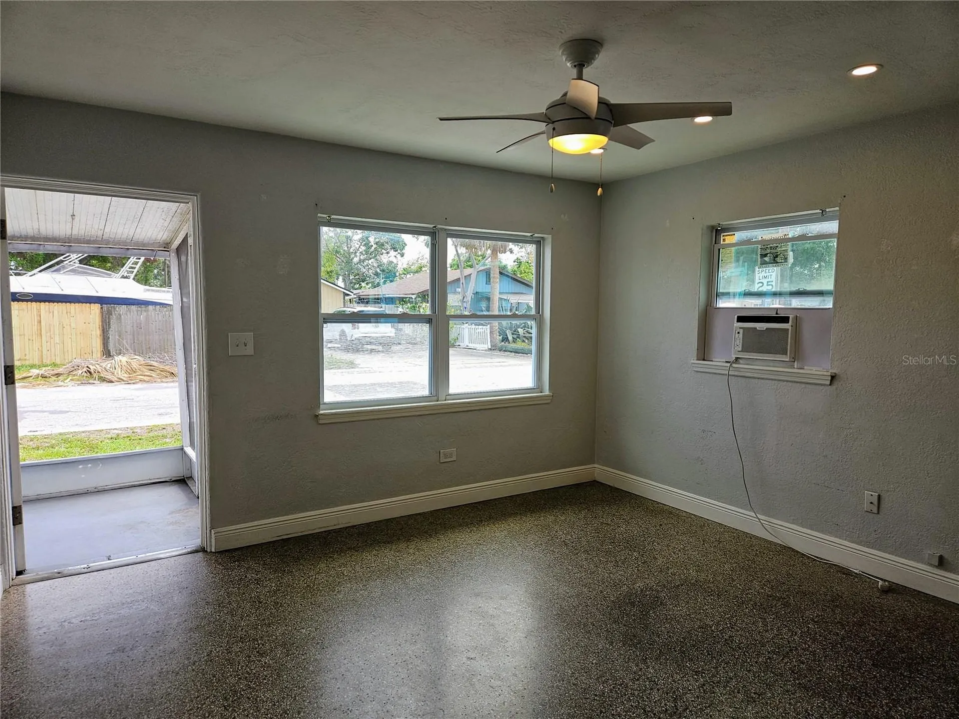 6801 48th Avenue N St Petersburg FL 33709