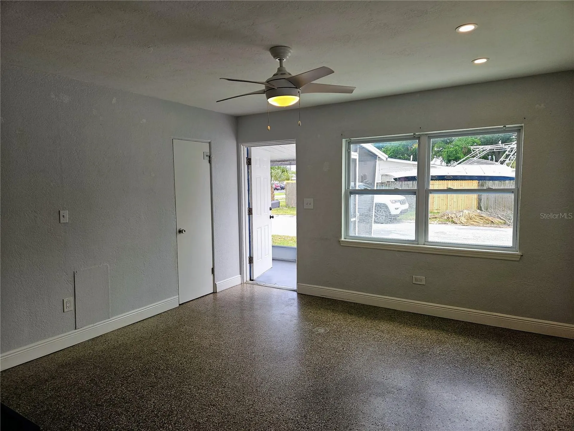 6801 48th Avenue N St Petersburg FL 33709