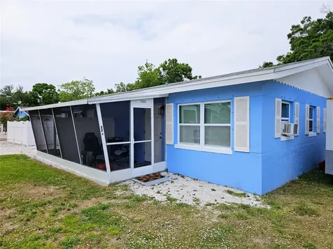 6801 48th Avenue N St Petersburg FL 33709