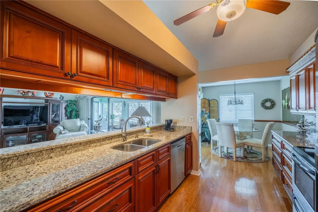 1723 Wolf Laurel Drive Sun City Center FL 33573