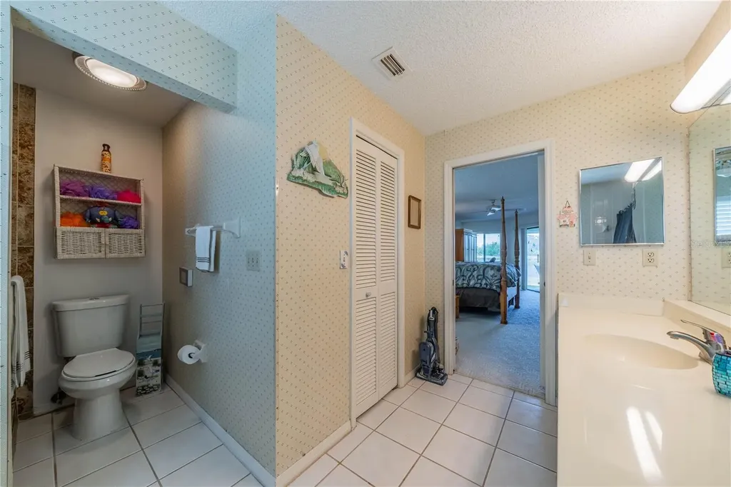 1723 Wolf Laurel Drive Sun City Center FL 33573