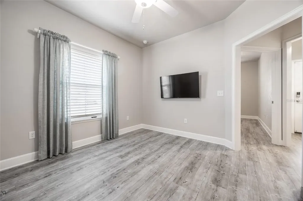 12945 NW 12 Road Newberry FL 32669