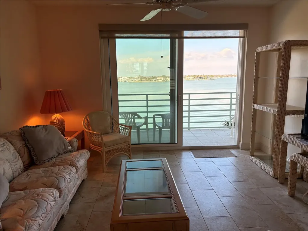 7979 Sailboat Key Boulevard S South Pasadena FL 33707