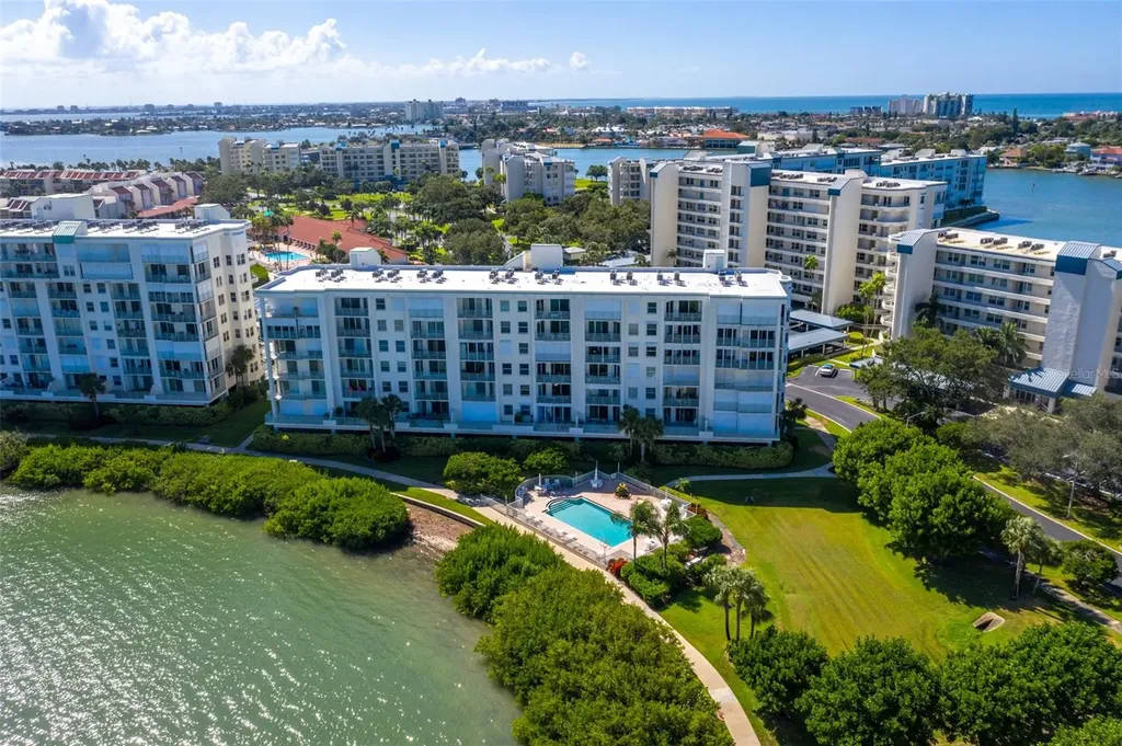 7979 Sailboat Key Boulevard S South Pasadena FL 33707