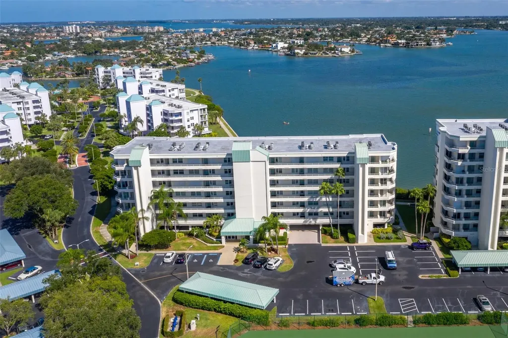 7979 Sailboat Key Boulevard S South Pasadena FL 33707