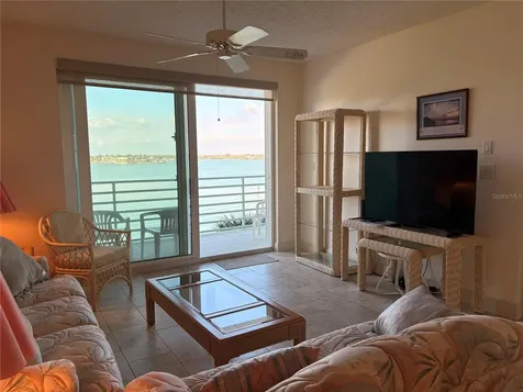 7979 Sailboat Key Boulevard S South Pasadena FL 33707