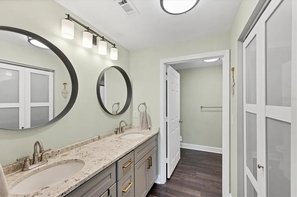 5711 Bentgrass Drive Sarasota FL 34235