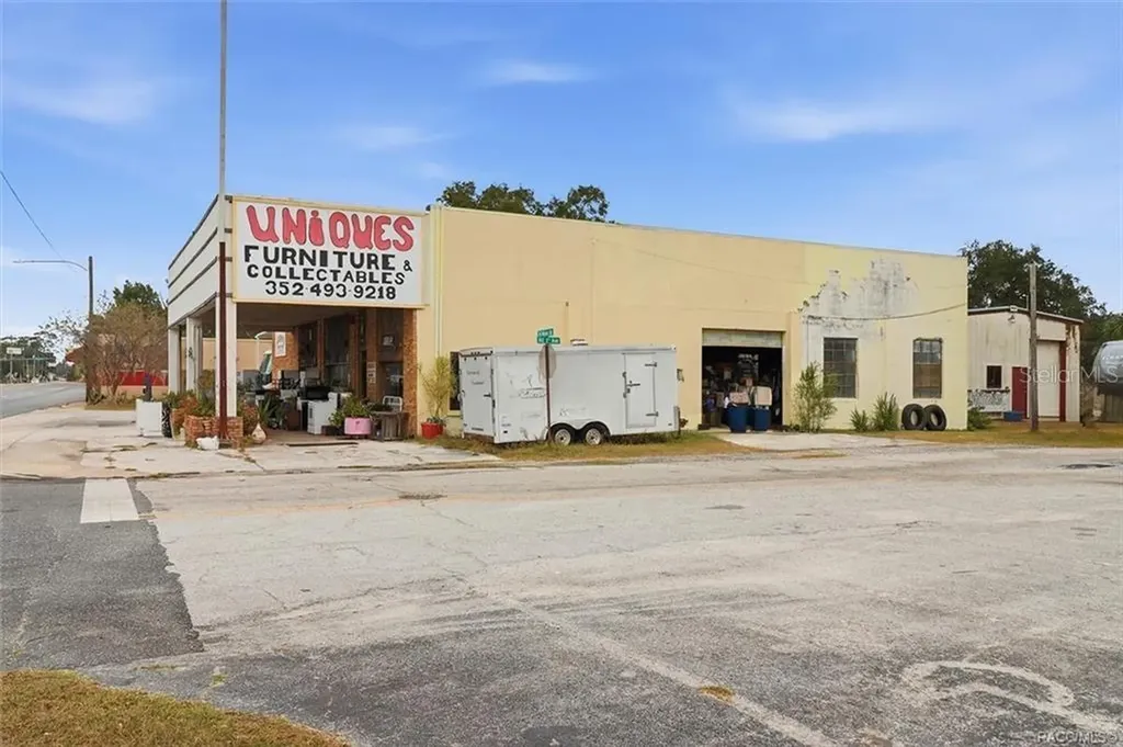103 N Main Street Chiefland FL 32626