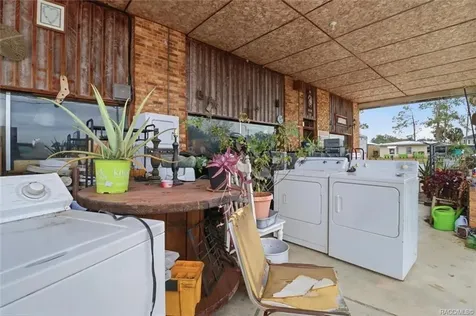 103 N Main Street Chiefland FL 32626