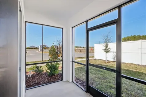 6856 Holcombe Down Drive Zephyrhills FL 33541