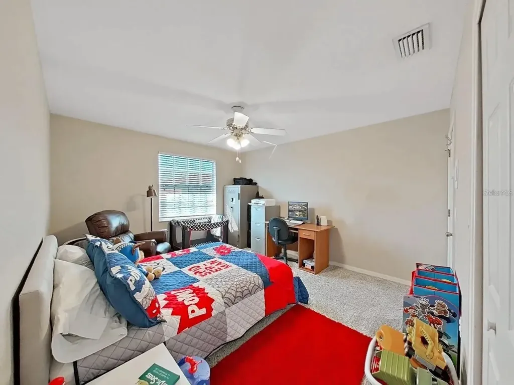8229 Eagles Park Drive N St Petersburg FL 33709