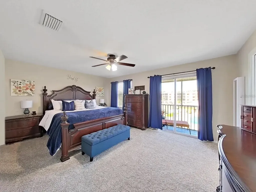 8229 Eagles Park Drive N St Petersburg FL 33709