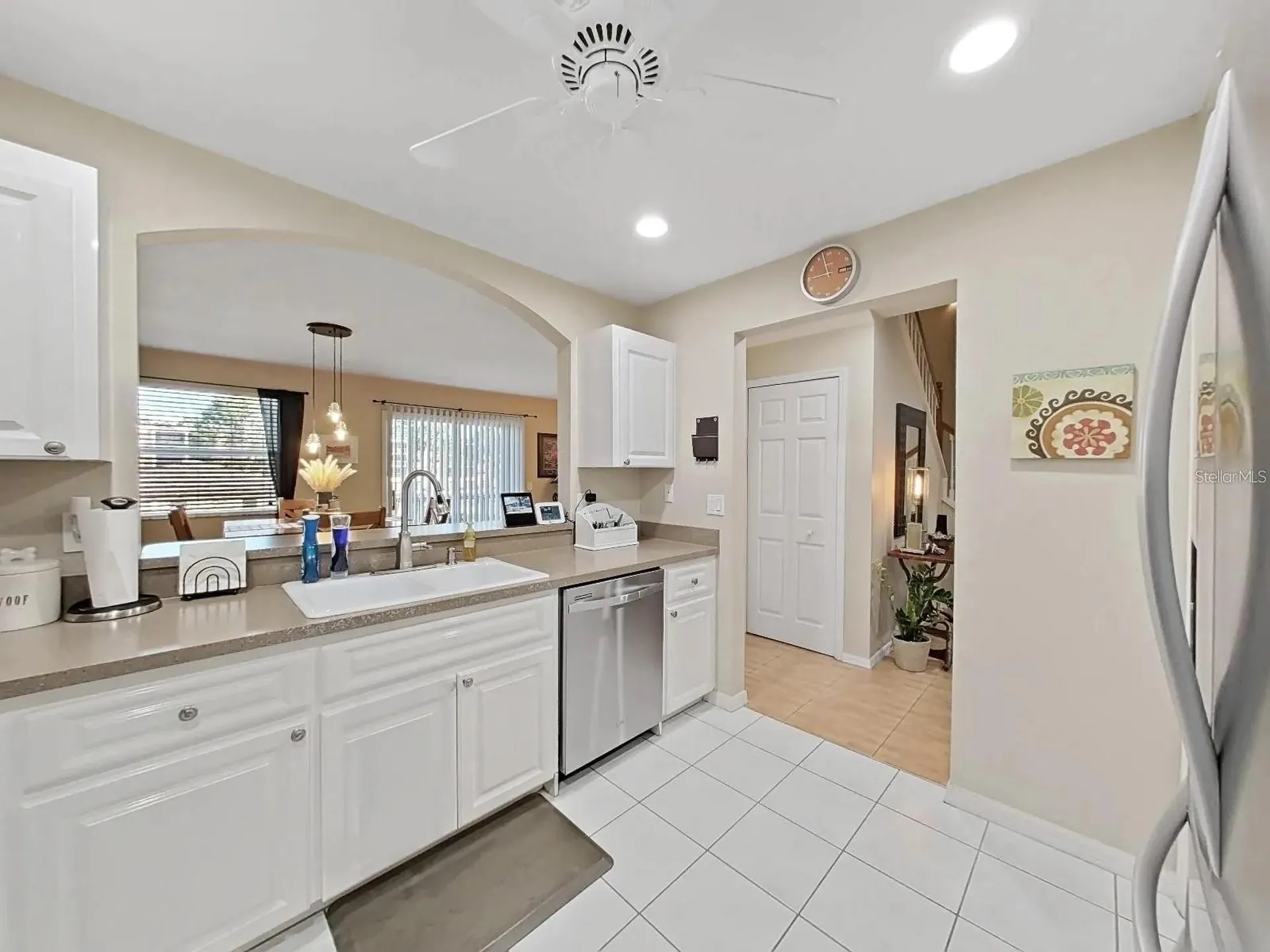 8229 Eagles Park Drive N St Petersburg FL 33709