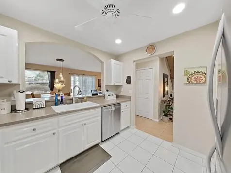 8229 Eagles Park Drive N St Petersburg FL 33709
