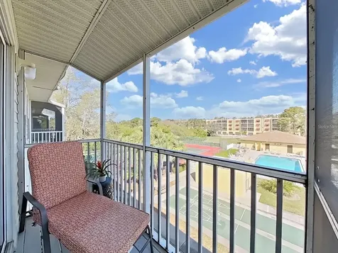 8229 Eagles Park Drive N St Petersburg FL 33709