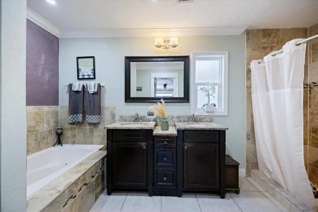 1627 Del Monte Court Venice FL 34293