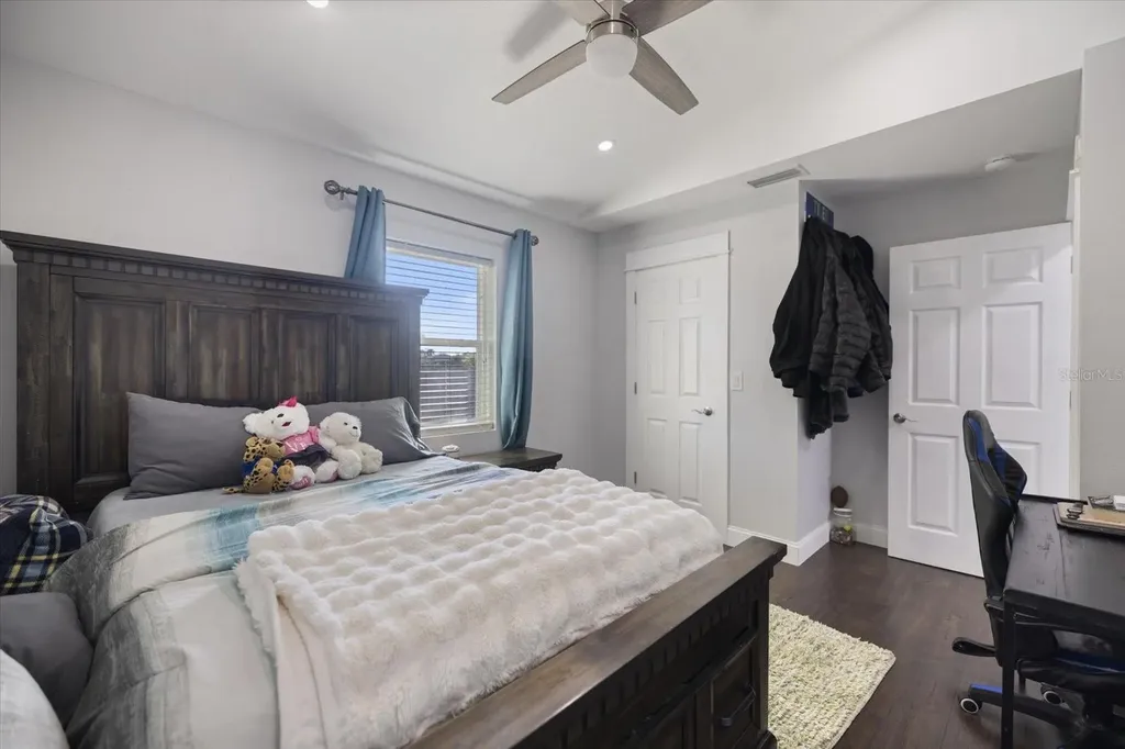 1627 Del Monte Court Venice FL 34293