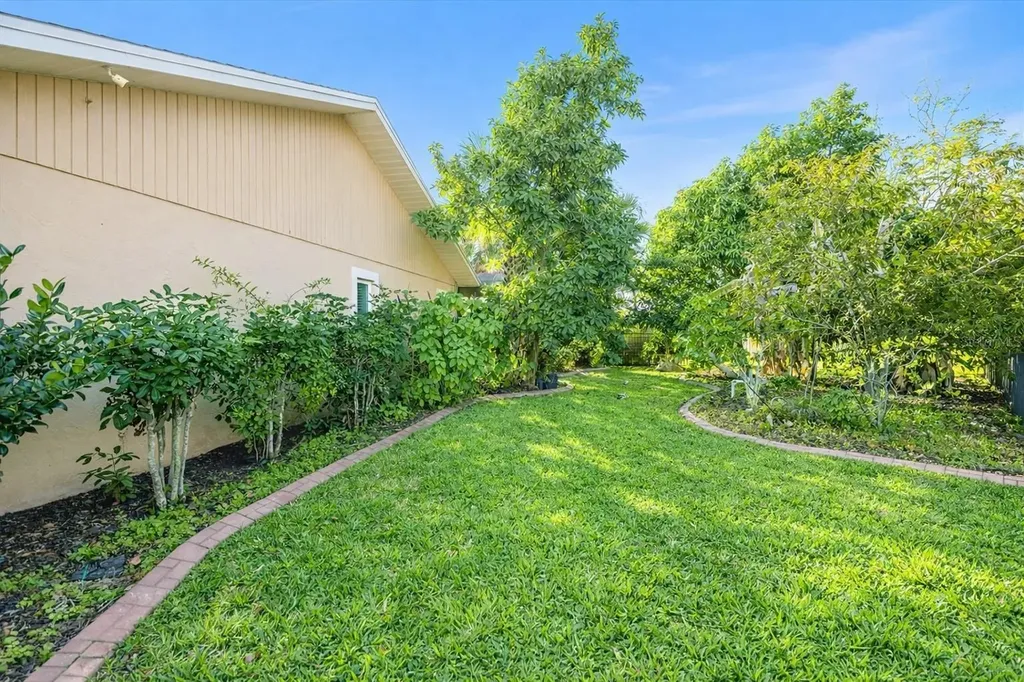 1627 Del Monte Court Venice FL 34293