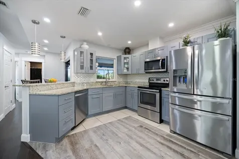 1627 Del Monte Court Venice FL 34293