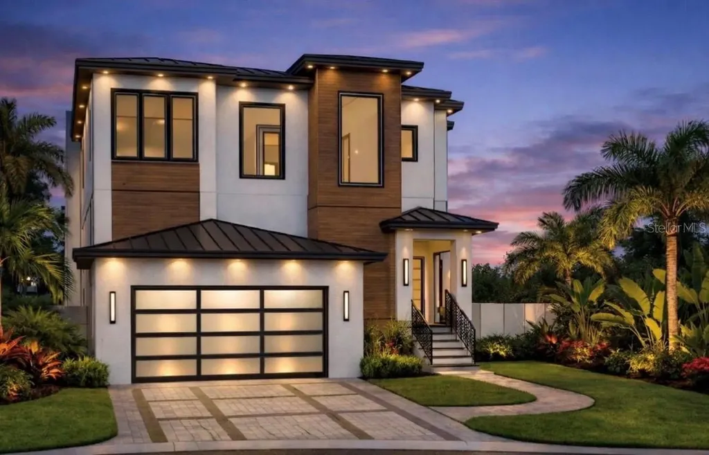 678 Geneva Place Tampa FL 33606