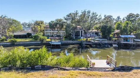 678 Geneva Place Tampa FL 33606