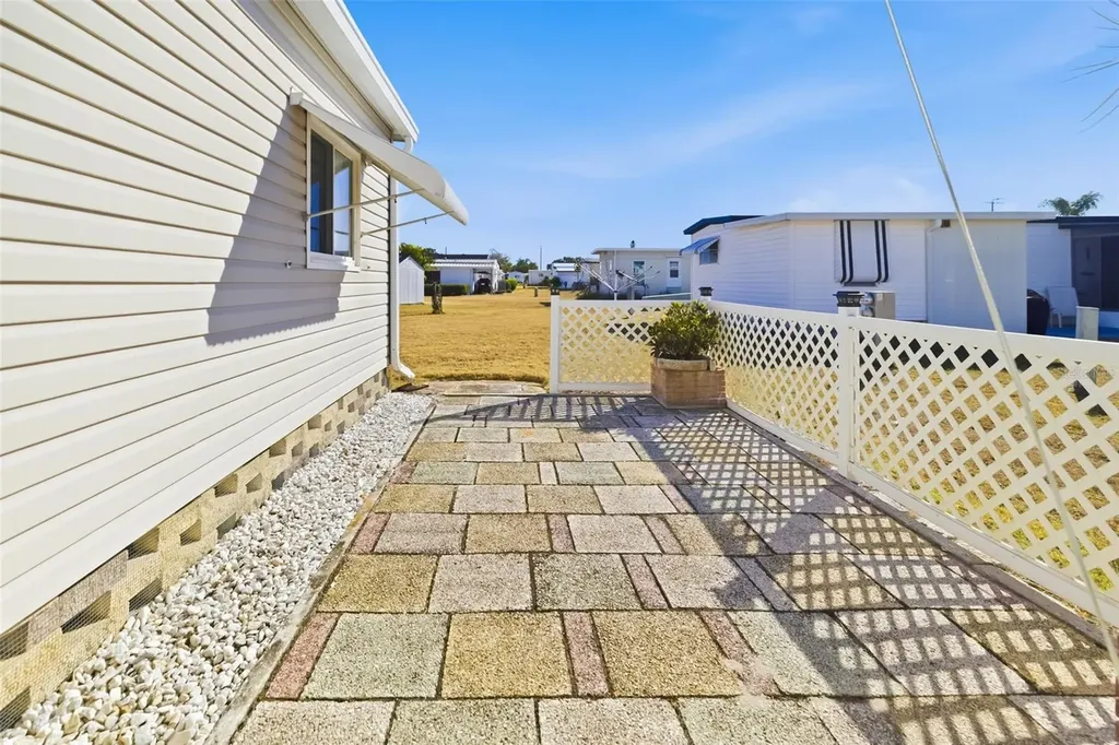 5316 53rd Avenue E Bradenton FL 34203