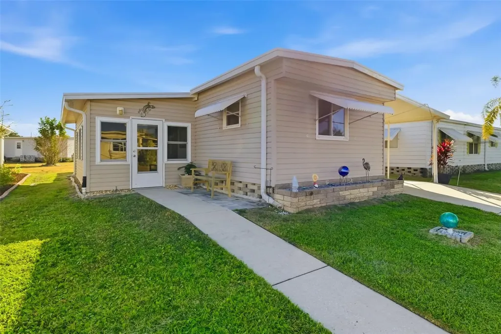 5316 53rd Avenue E Bradenton FL 34203