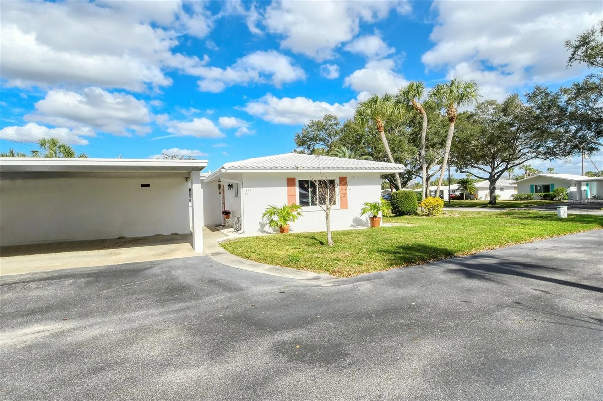 Sarasota FL, 1809 Vera Place, Unit 8