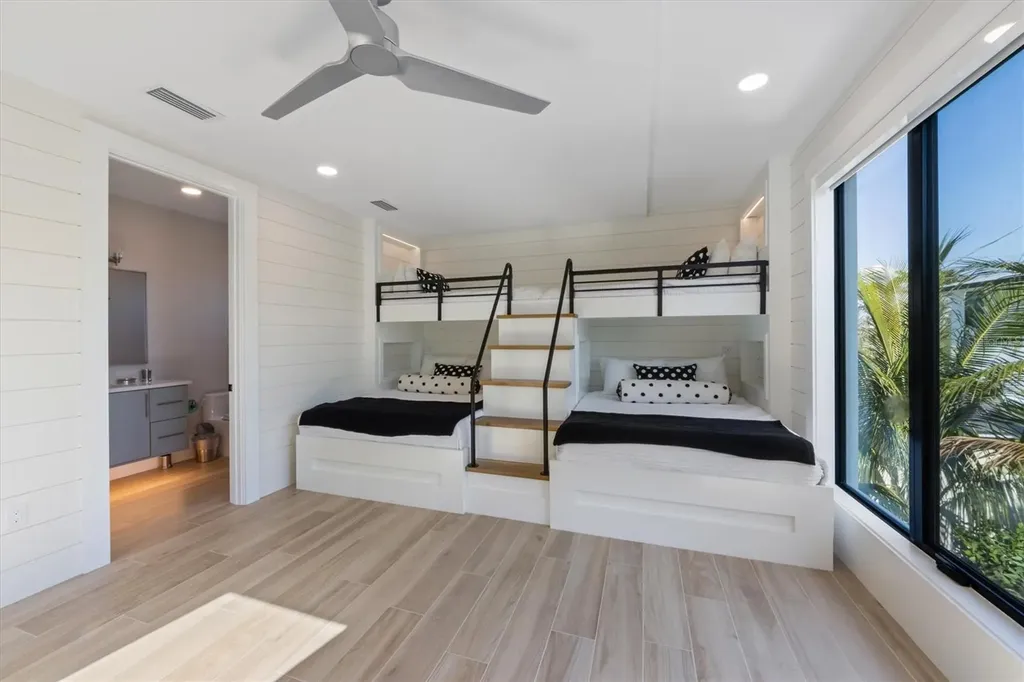 540 S Polk Drive Sarasota FL 34236