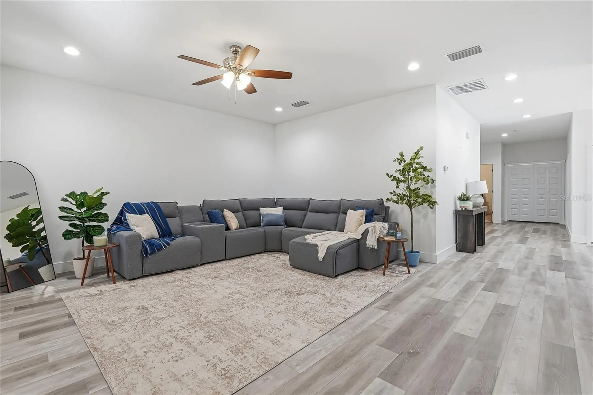 3208 Deleuil Avenue Tampa FL 33610
