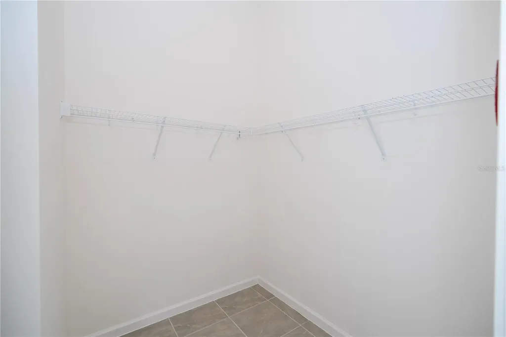 5674 High Seas Drive Orlando FL 32821