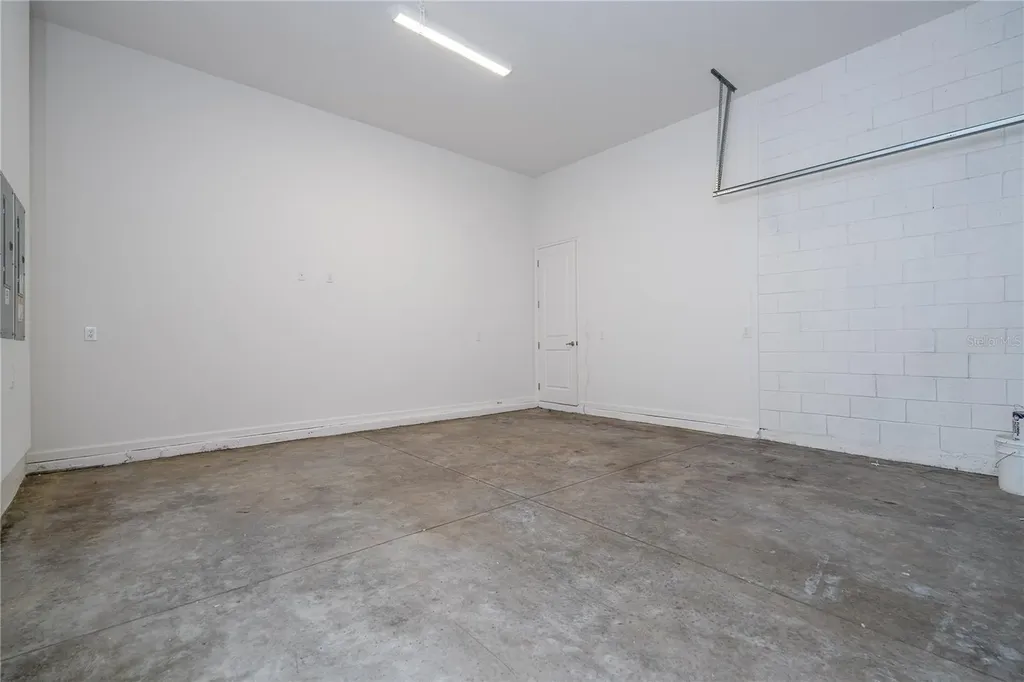 5674 High Seas Drive Orlando FL 32821